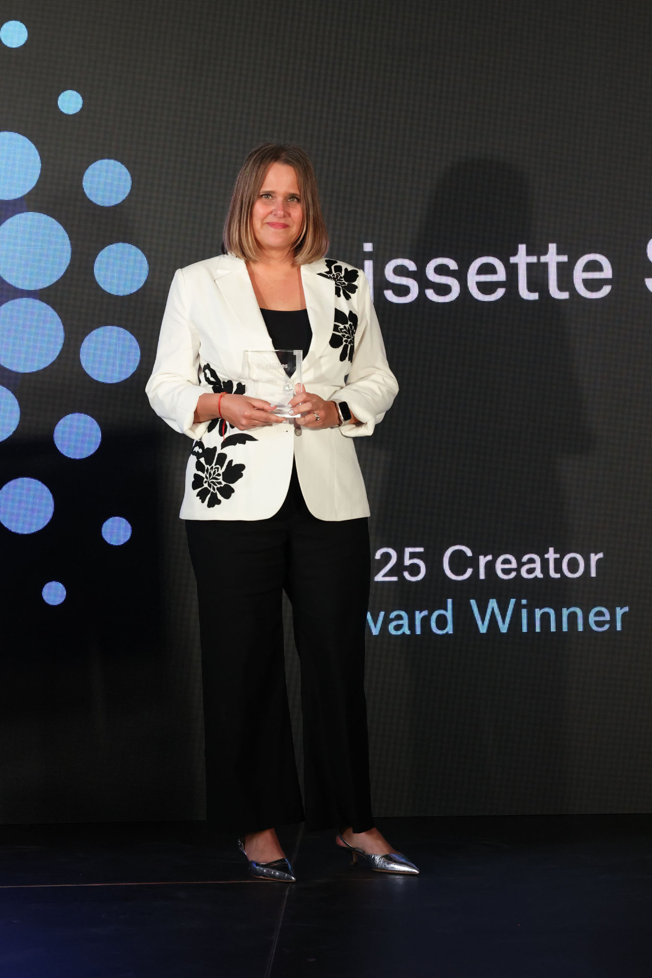 Lissette Schaelffler9