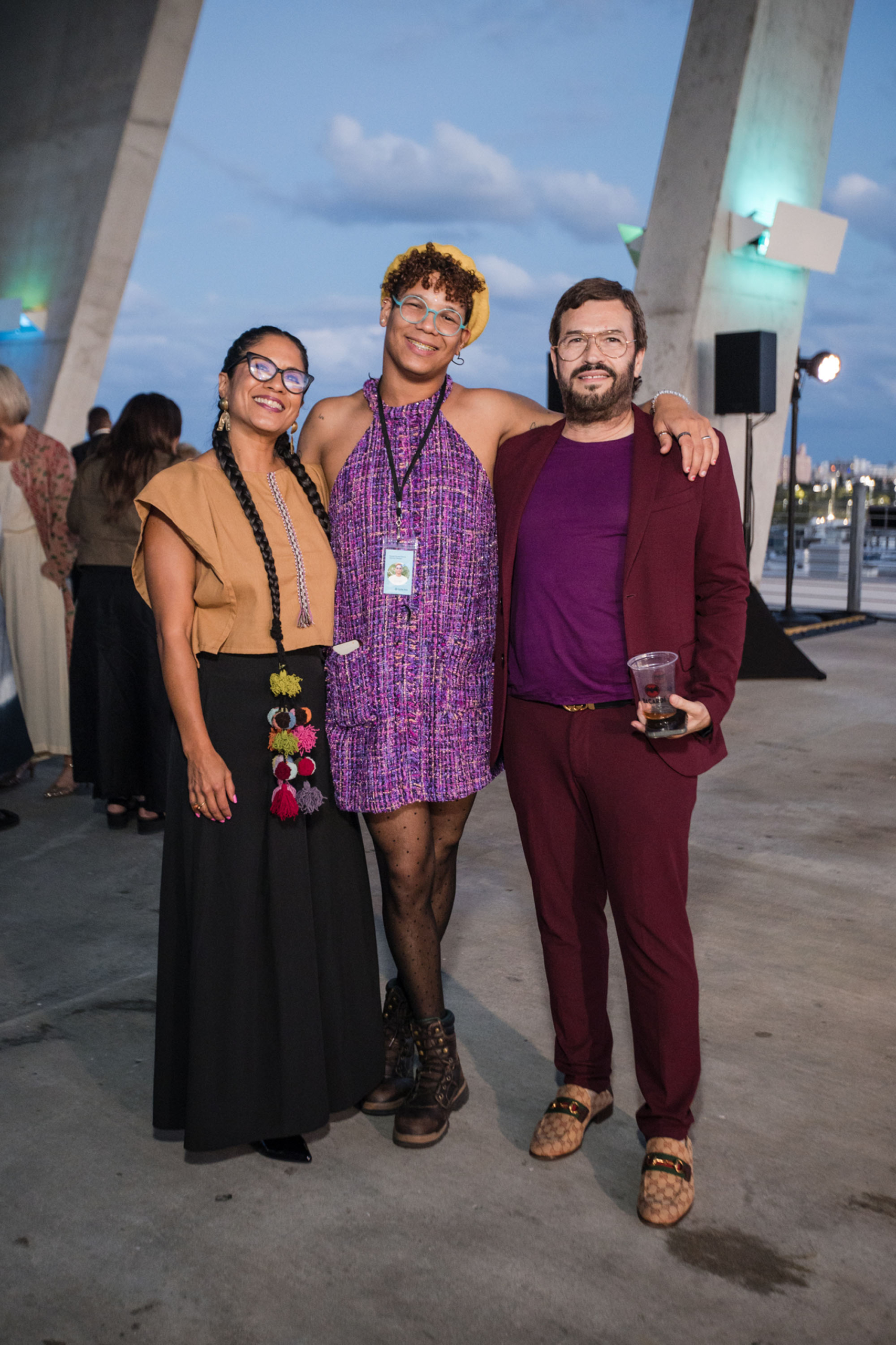 Diana Larrea, Hansel Porras Garcia & Ricardo Zulueta 8008