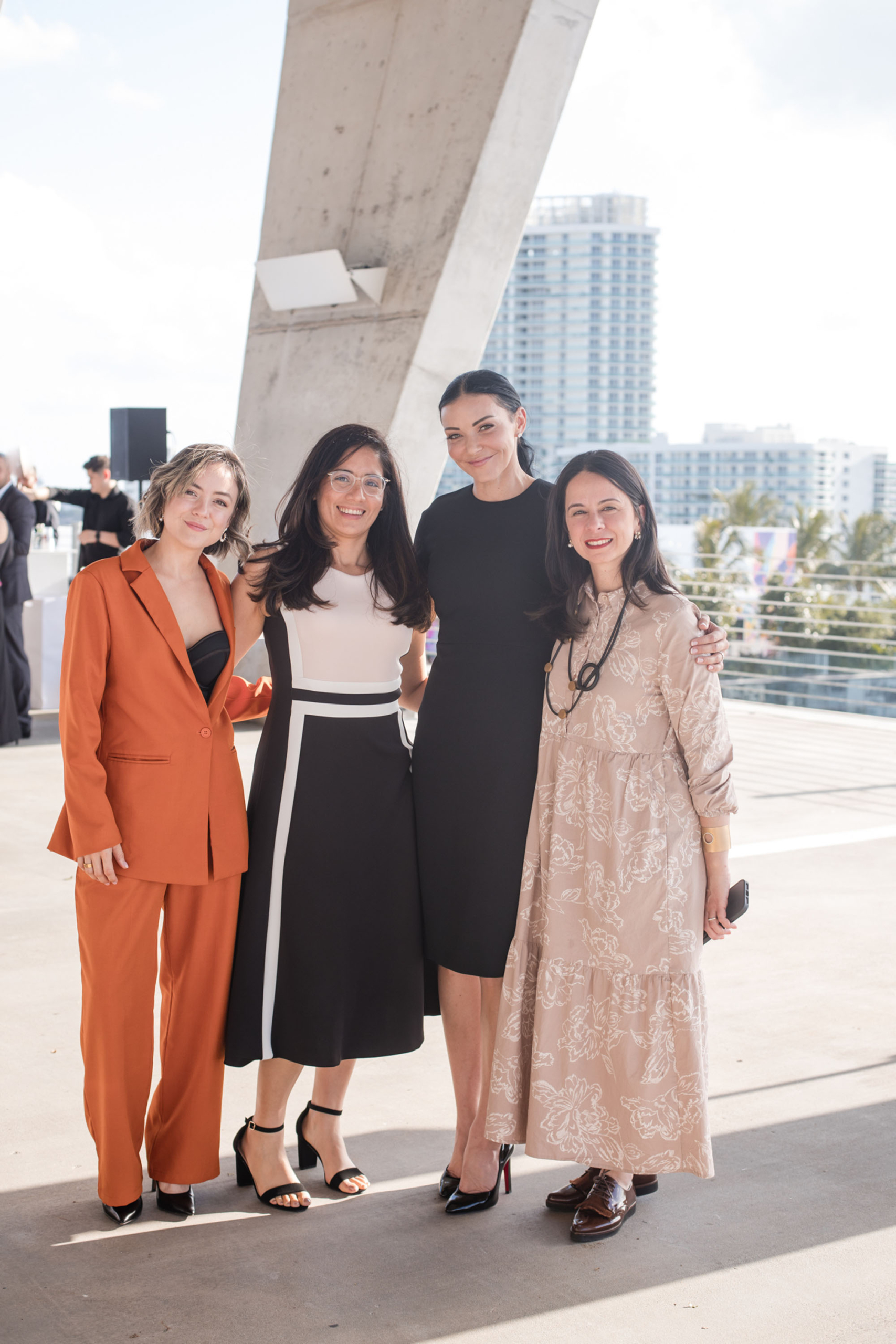 Gabriella Garcia, Ananda Moreira, Christina Pérez & Anelys Alvarez 7325