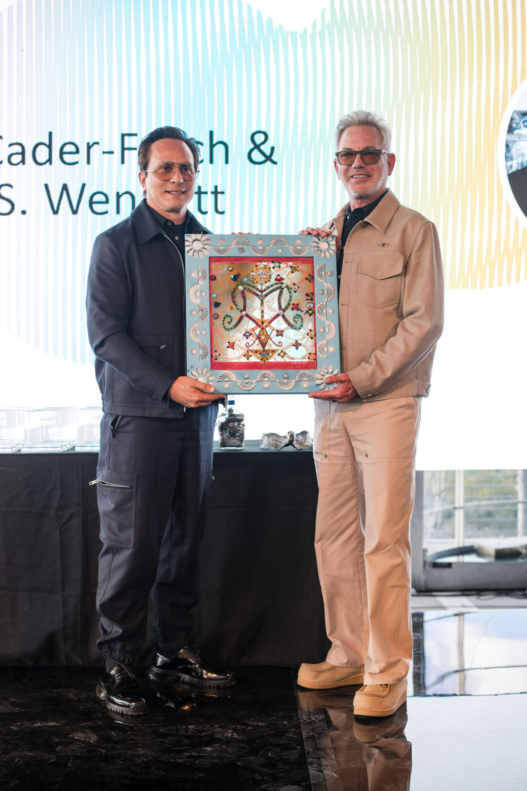 Robert S. Wennett & Mario Cader Frech 7498
